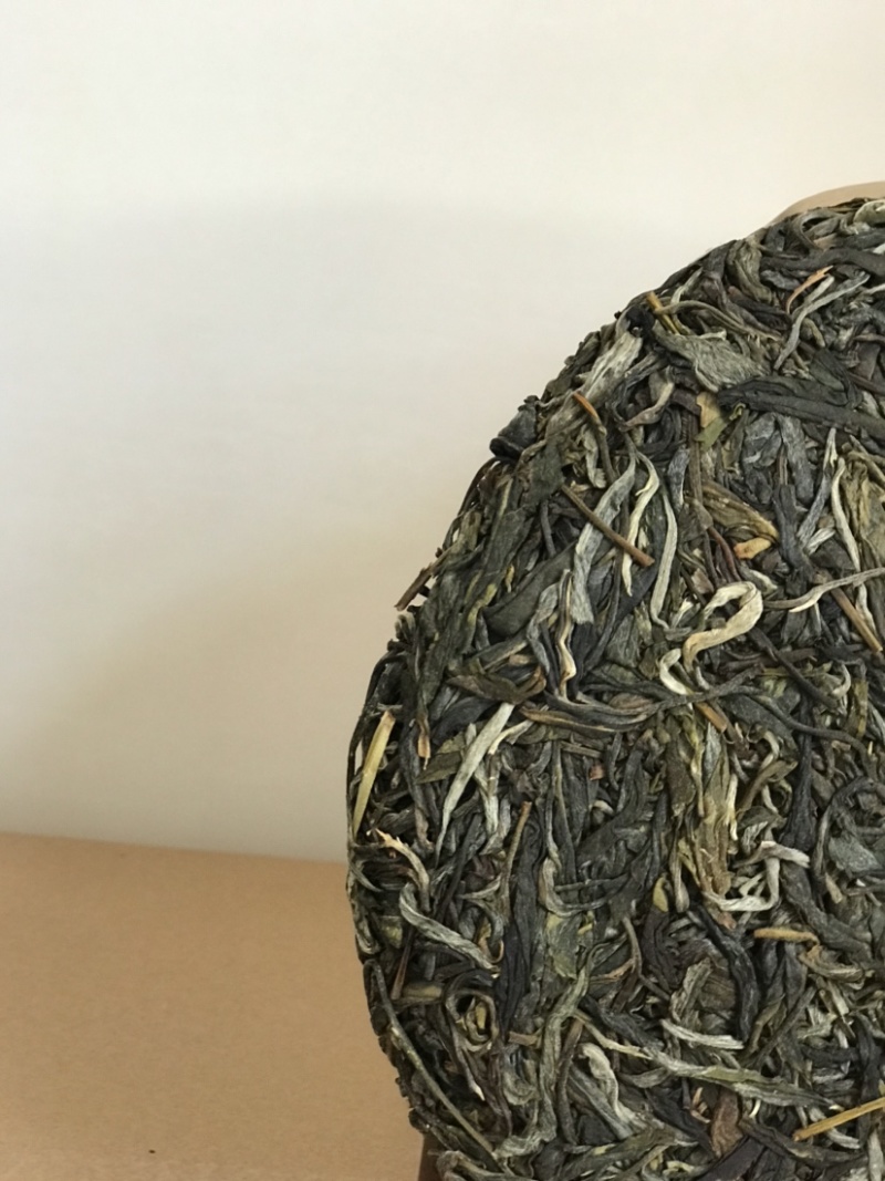 云南普洱生茶普洱茶饼古树茶回甘甜生津花香礼盒装