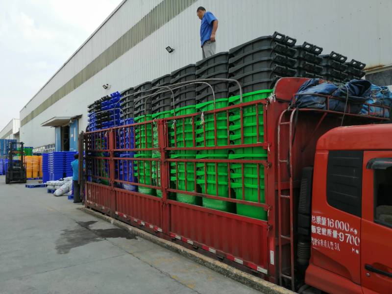 成都托力卡厂家现货直供强力水桶塑料PE垃圾桶
