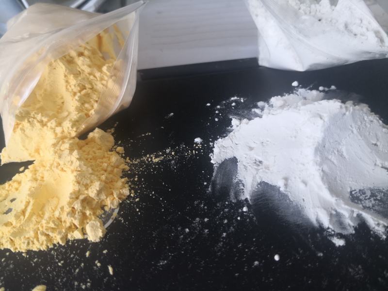 出高品质微生物蛋白粉，粉末状，无异味，无口感