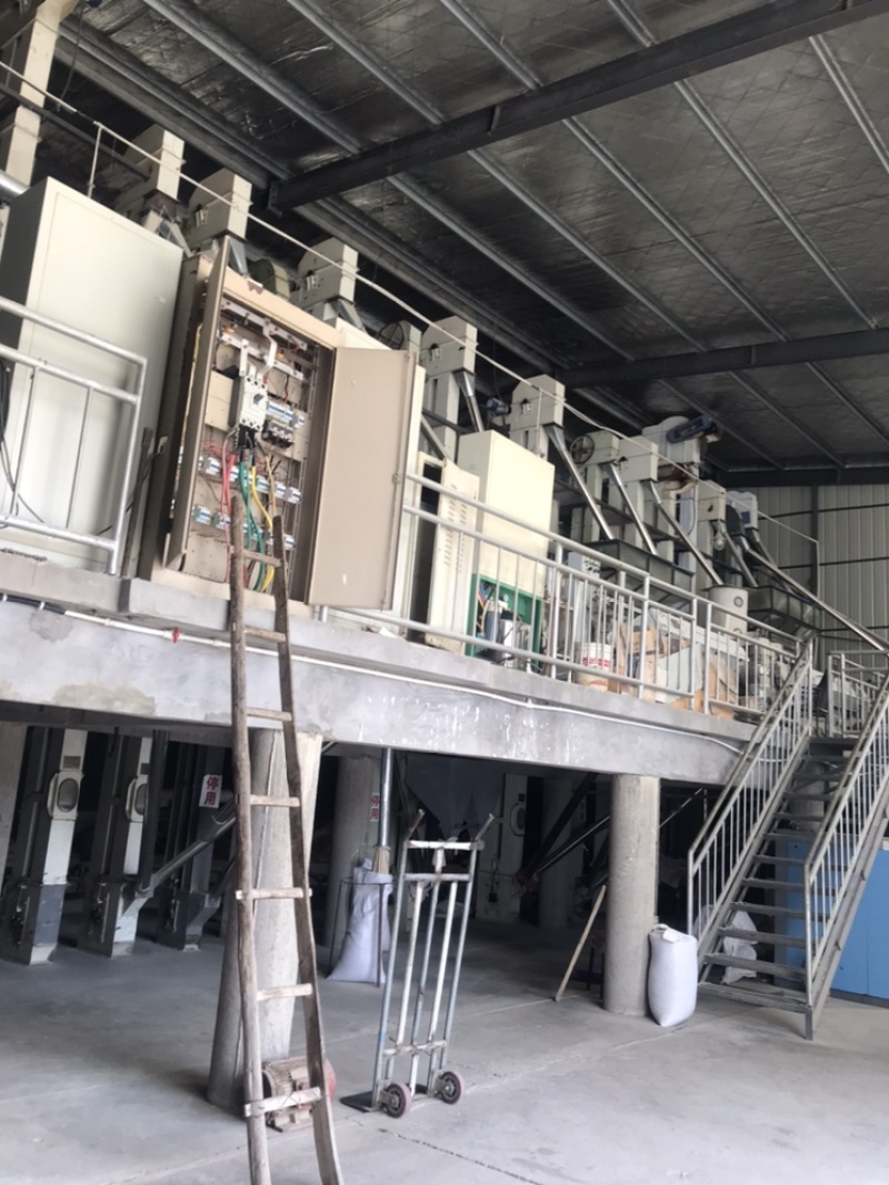 压缩稻壳种植土培基质养殖垫料蓬松透气吸附性好价优可开发票