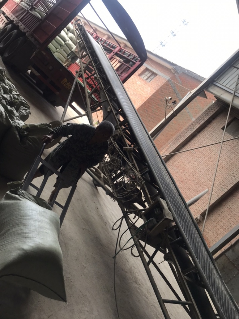 压缩稻壳种植土培基质养殖垫料蓬松透气吸附性好价优可开发票