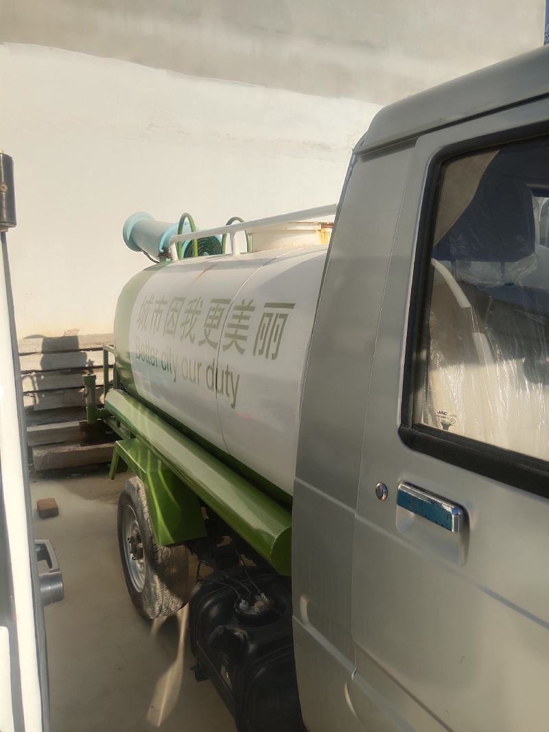 吸粪车，吸污车，洒水车，雾炮车，三轮吸粪车。