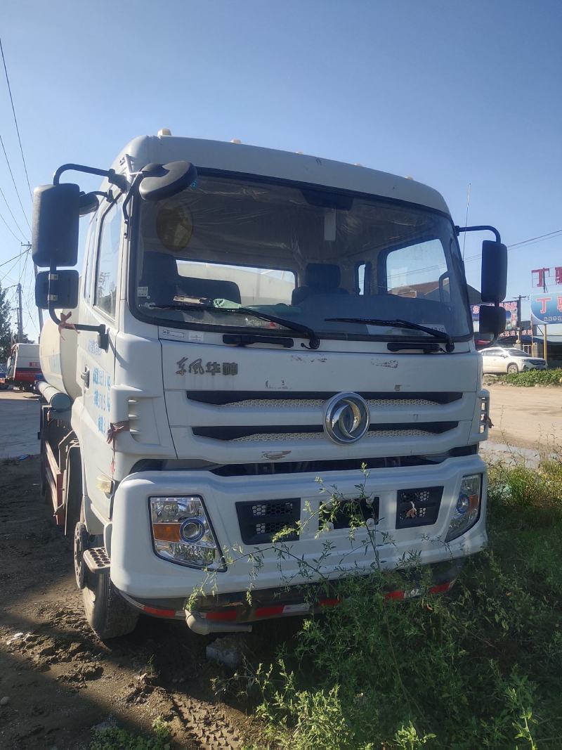 吸粪车，吸污车，洒水车，雾炮车，三轮吸粪车。