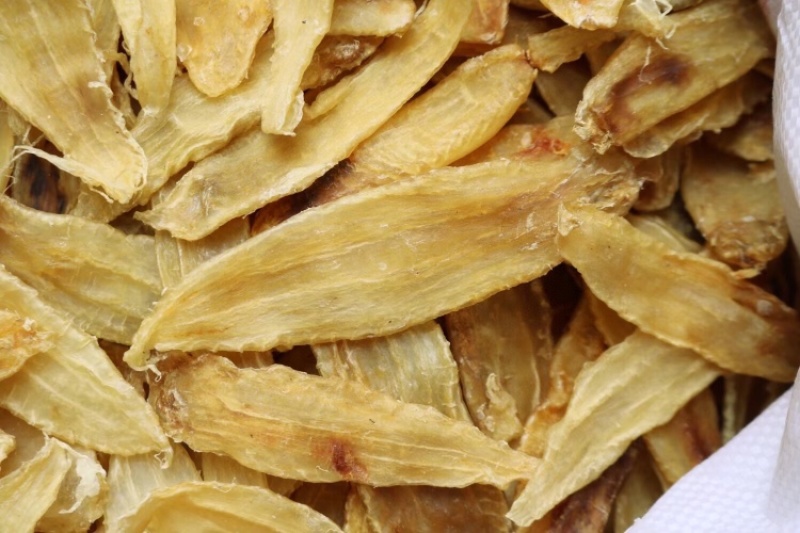 95头三牙赤嘴条鱼胶花胶批发足干货色好有嚼劲