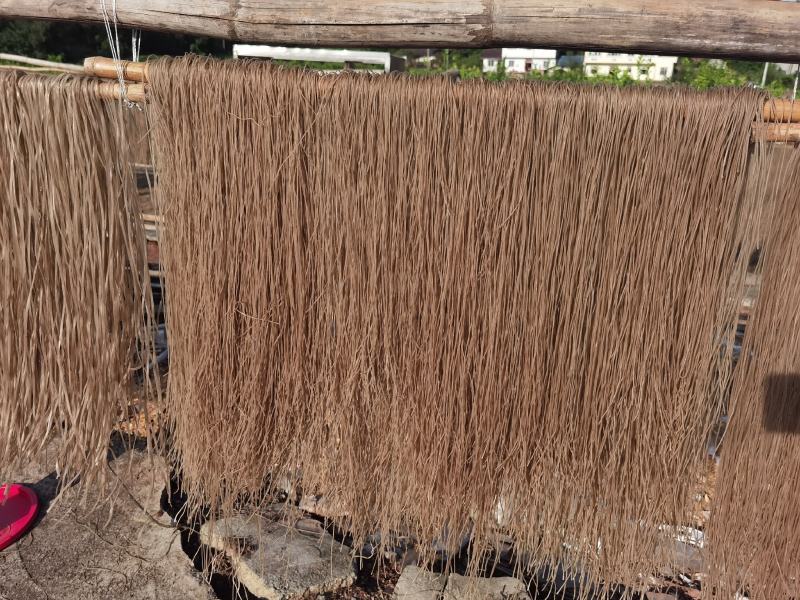 正宗纯手工红薯粉条粉质保障口感劲道大量现货价格美丽
