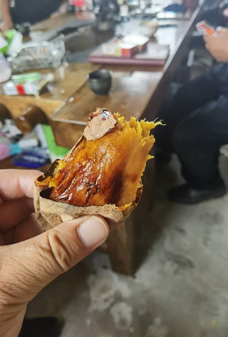 榴莲蜜薯，糖度60以上，**甜。窖藏