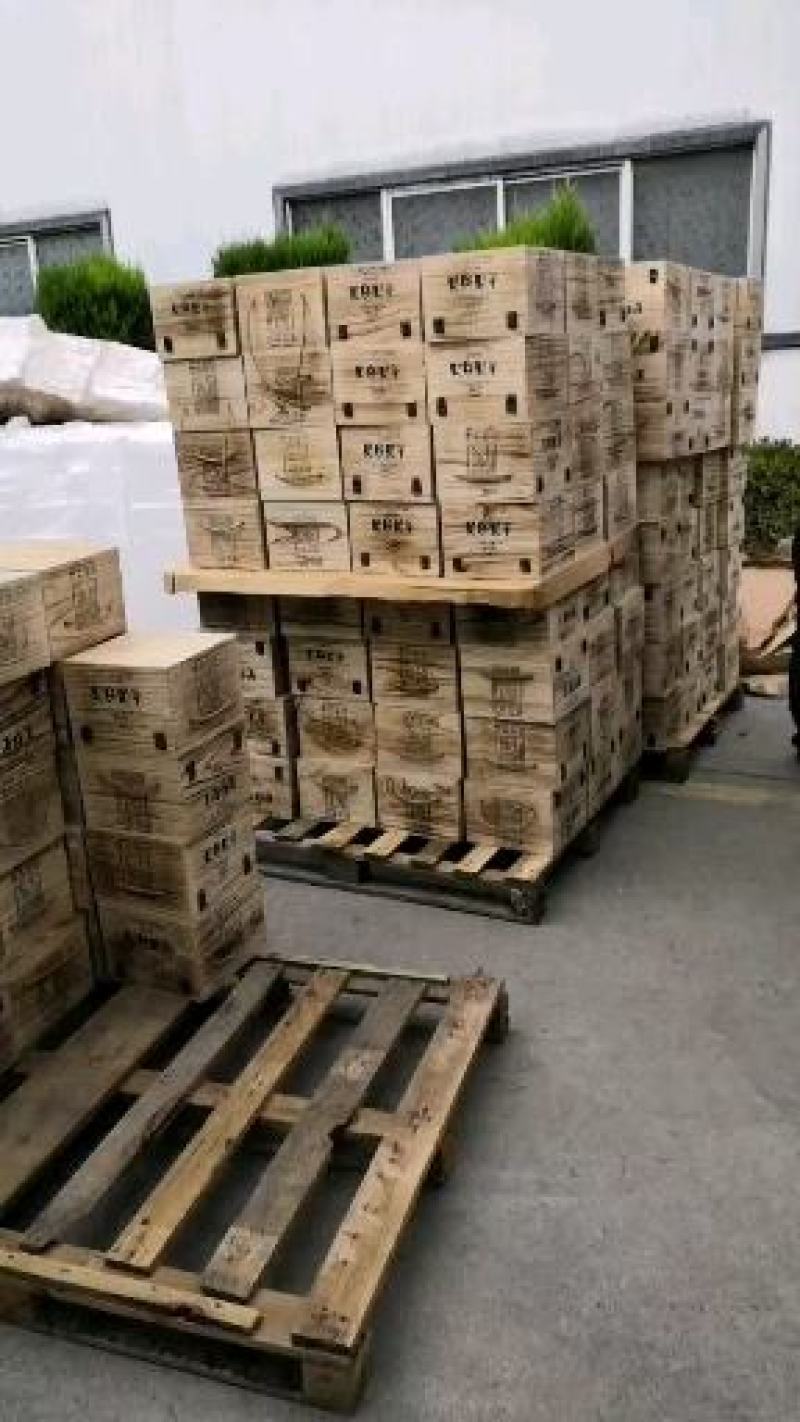 厂家直销浓香型高端木箱整箱白酒52度500ml一箱6瓶