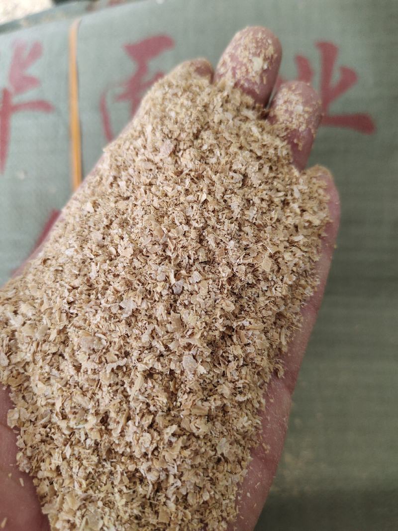 批发麸皮小麦麦麸大中小片混合麸皮禽畜养殖牛羊鸡鸭饲料