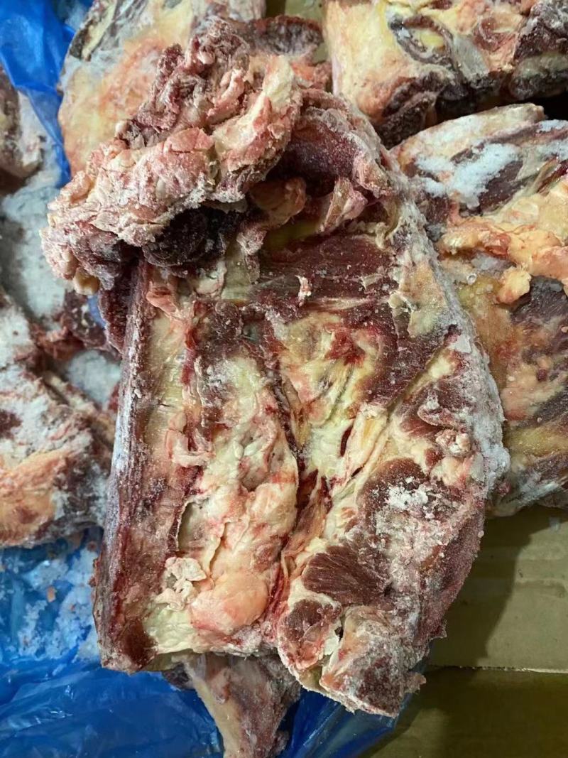 牛胸骨，厂家一手货源，肥瘦相间，价格不贵，
