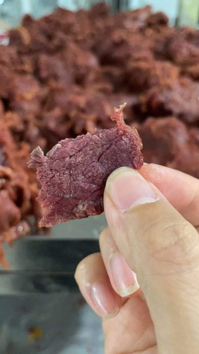 厂家常年大量批发五香驴肉，纯干肉块