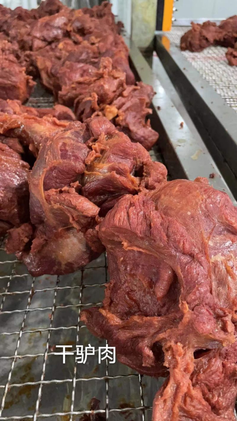 厂家常年大量批发五香驴肉，纯干肉块