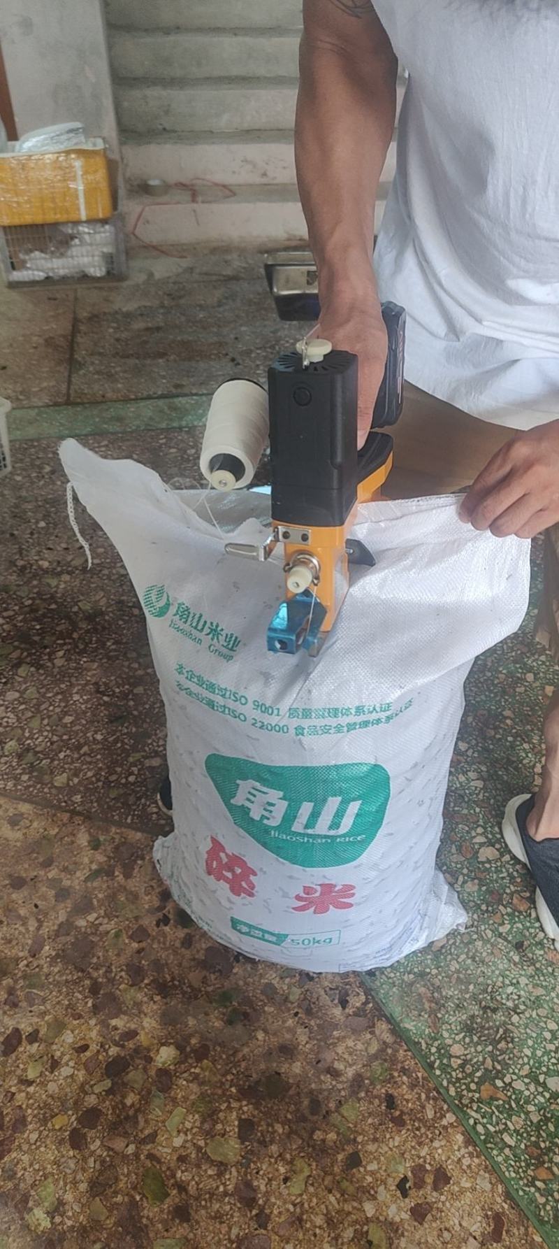 湖南蜕皮老菱角新鲜乌菱角自然成熟生吃脆甜熟吃粉糯香凌角