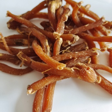 即食红参，小红参开罐即食，也可煲汤煮粥，好吃不上火