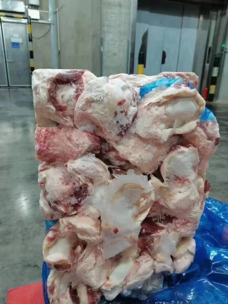 纯干精修去油牛窝骨，自助炖锅必备好食材厂家直销一手货源。