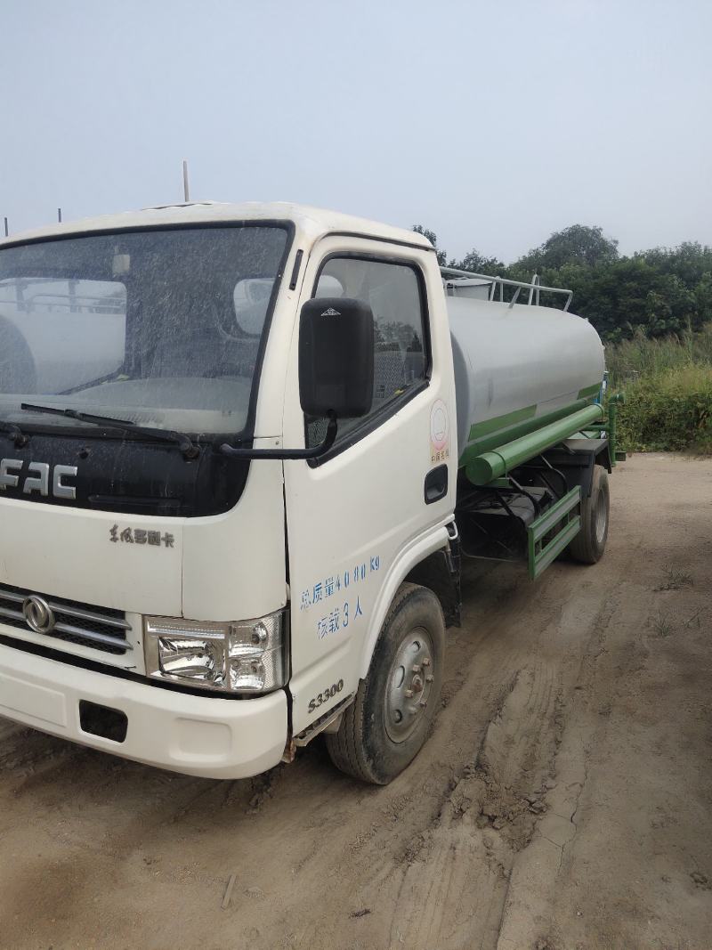 二手吸粪车，二手吸污车，二手洒水车价格低配版好