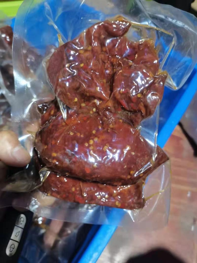 麻辣酱香肉，五香酱香肉，四川恃色，一手货源，价格美丽