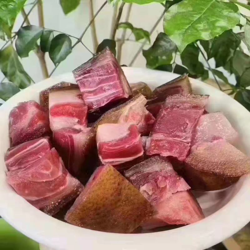 烟熏腊猪蹄农家柴火熏烤烟熏猪蹄炖汤饭店优选食材