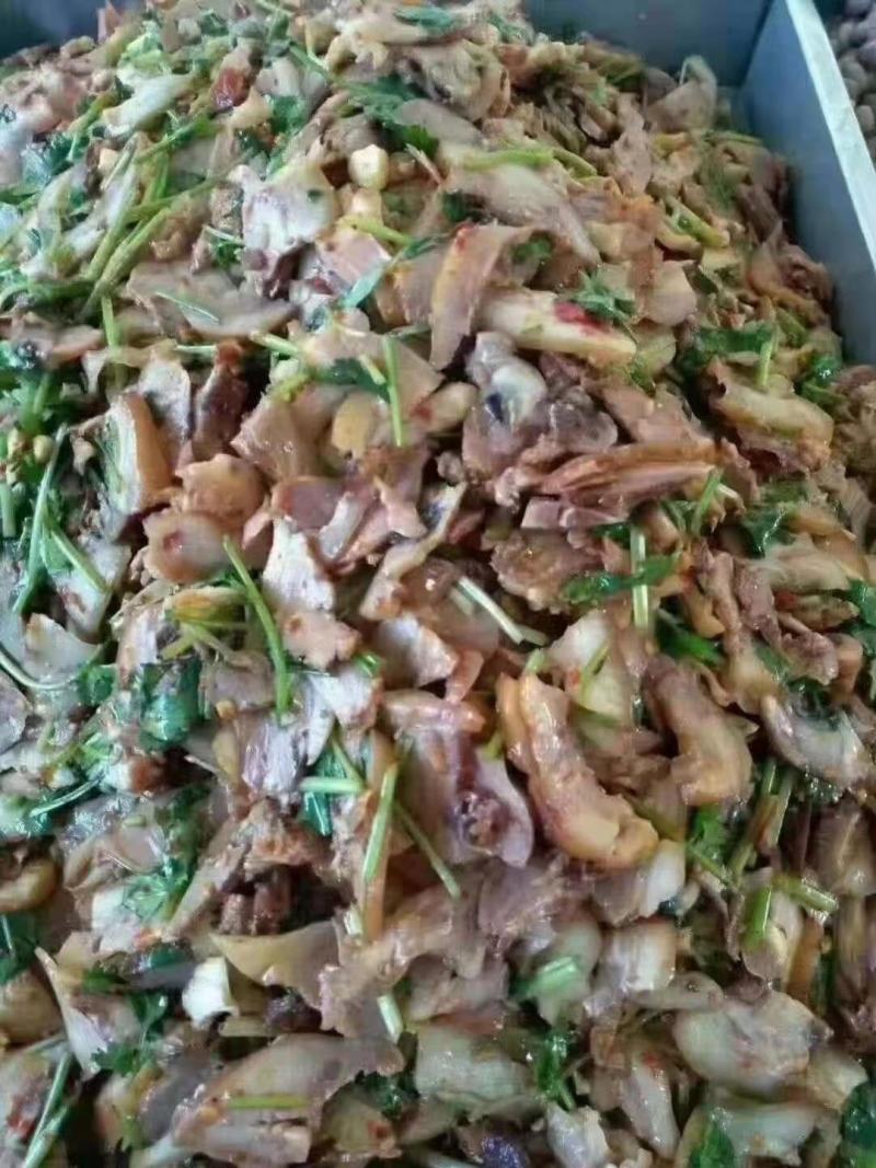熟猪脸肉，熟猪头肉，去骨猪脸肉，半成品猪脸肉