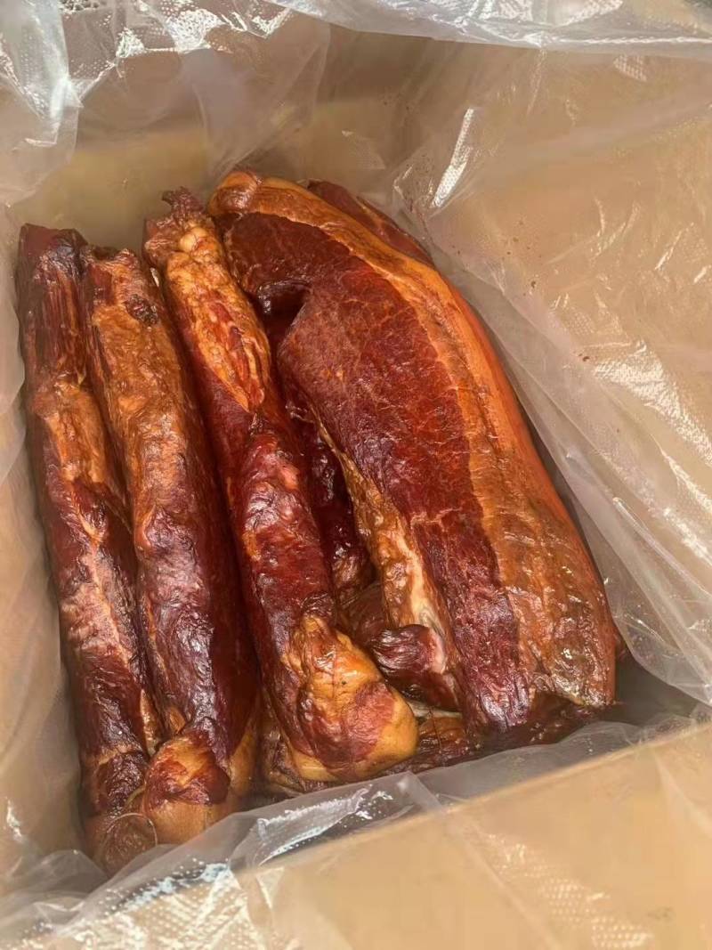 全干烟熏二刀腊肉干度好块形好无水份厂家批发量大从优