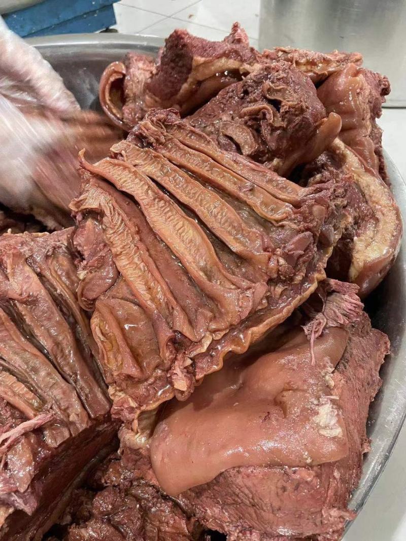 带皮熟肉