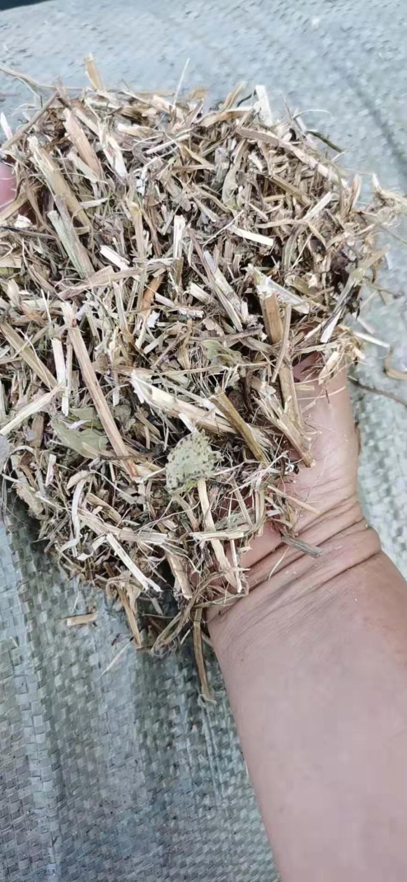 花生秧，草料，颗粒饲料，花生秧草粉常年出售