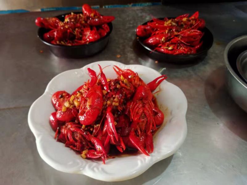 麻辣小龙虾8/9/10特大号，蒜蓉小龙虾
