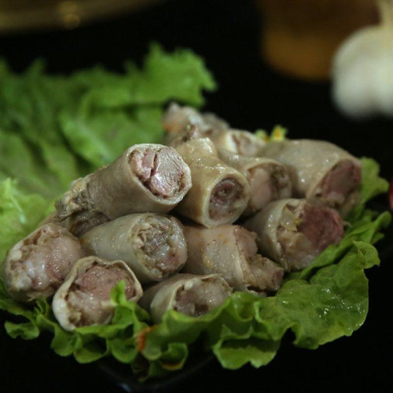 内蒙古，【肉肠】，选用羔羊鲜肉，肉嫩无膻，配野生韭菜花