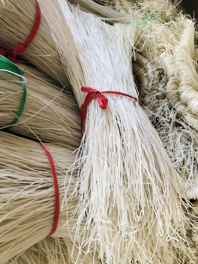 东北正宗手工农家自制粉条土豆粉耐煮味道好