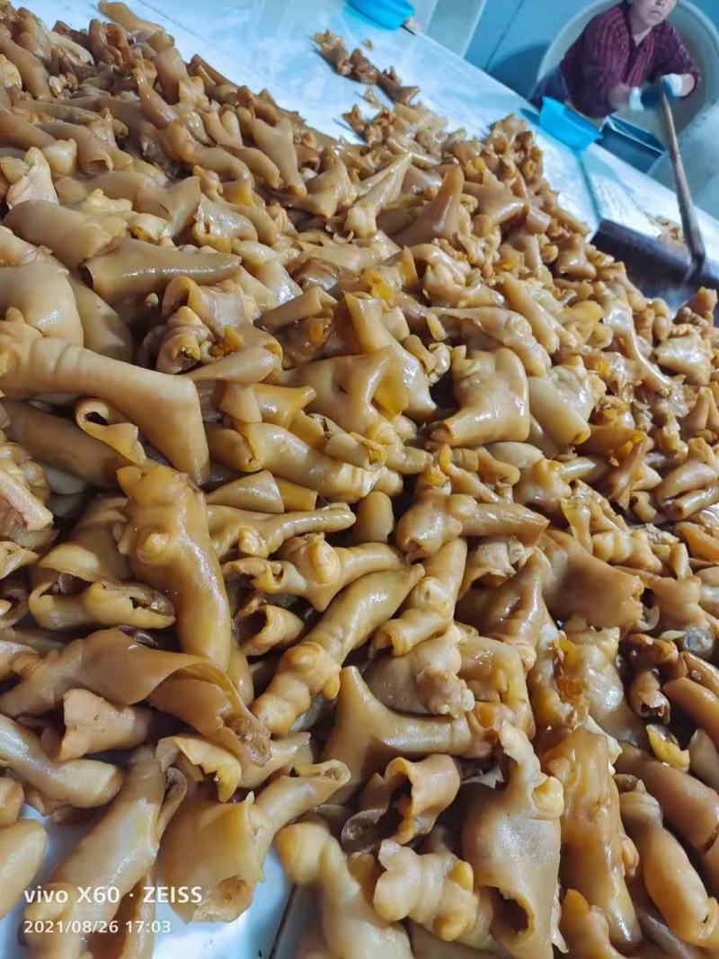 酱香牛蹄皮可订做包装美味可口干净卫生需要联系
