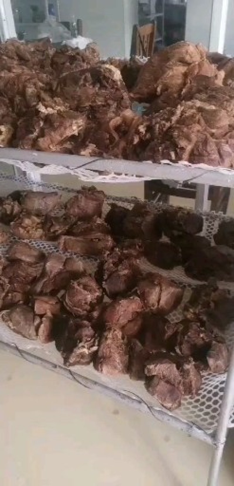 本厂大量生产熟牛肉，物优价廉质量保证，支持样品