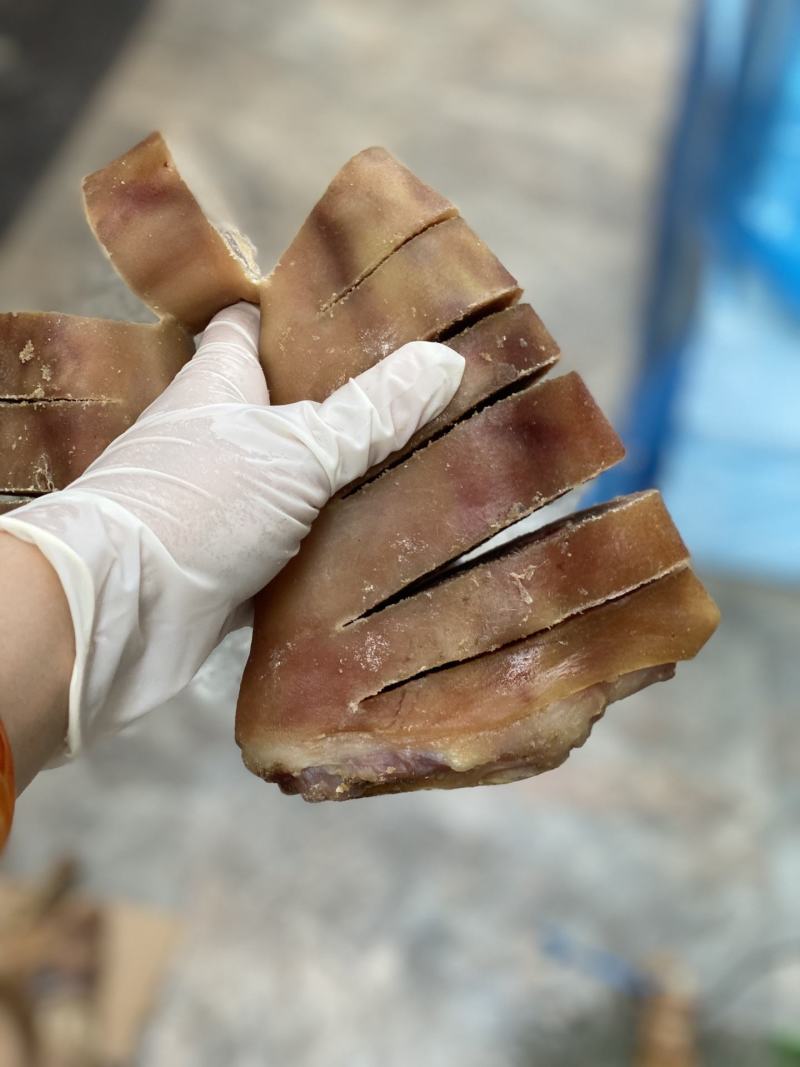 腊味腊猪脚风干猪脚咸猪脚猪蹄1.8斤一斤代发批发团购