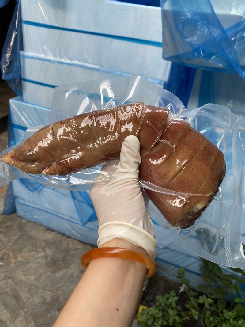 腊味腊猪脚风干猪脚咸猪脚猪蹄1.8斤一斤代发批发团购