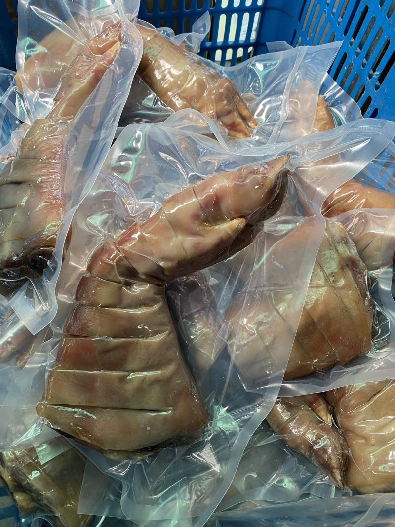 腊味腊猪脚风干猪脚咸猪脚猪蹄1.8斤一斤代发批发团购
