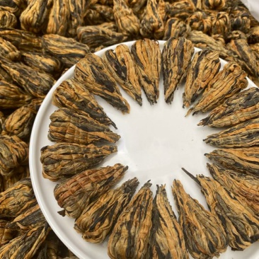 2022年云南滇红茶手工红宝塔2021年风庆红茶大货