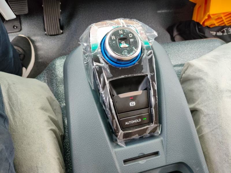 新能源油电混合车