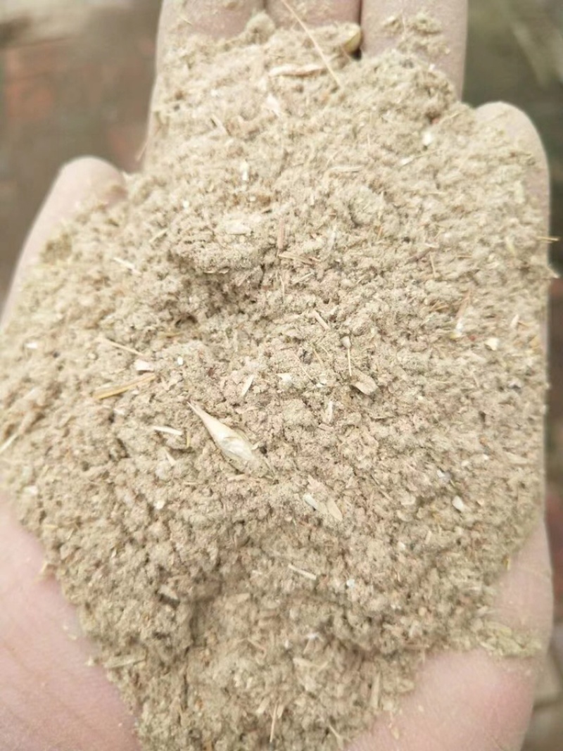 过筛草籽麦，碎麦子，碎玉米，麦毛，麦土，麦糠，