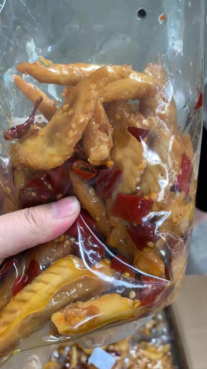 鸡翅，冷吃鸡翅，开袋即食，方便卫生，价格美丽