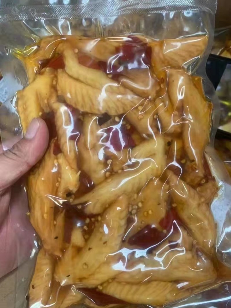 鸡翅，冷吃鸡翅，开袋即食，方便卫生，价格美丽