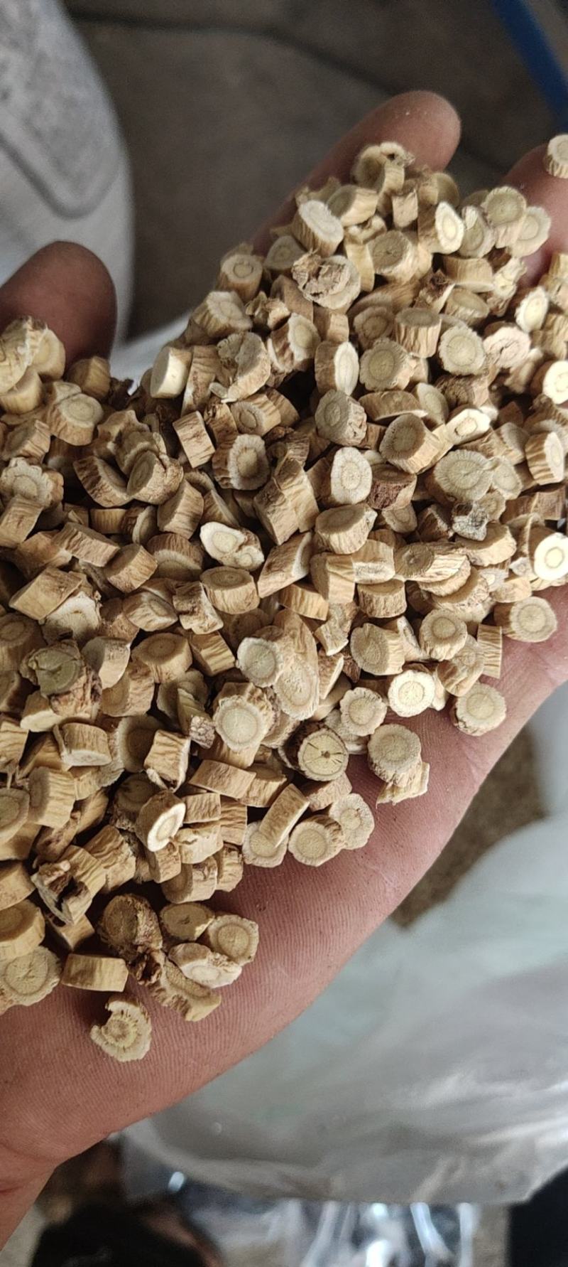 黄芪圆片5-8丁新货规格齐全关书药业批发中药材