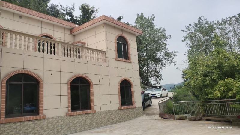 重庆市渝北区180平农房，新房精装修，5个房间