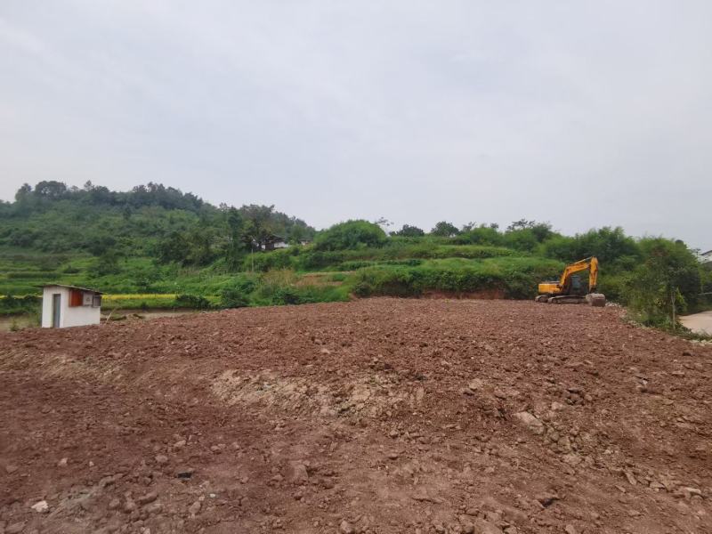 重庆市渝北区300平乡村大别墅外带1400平院坝