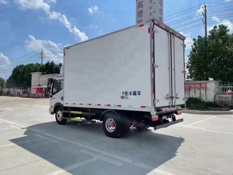 东风冷藏车