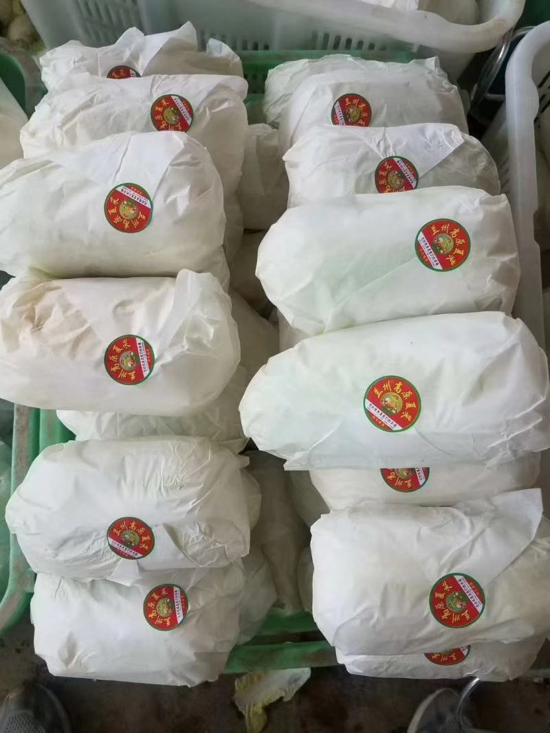 大小娃娃菜大量有货需要的联系！