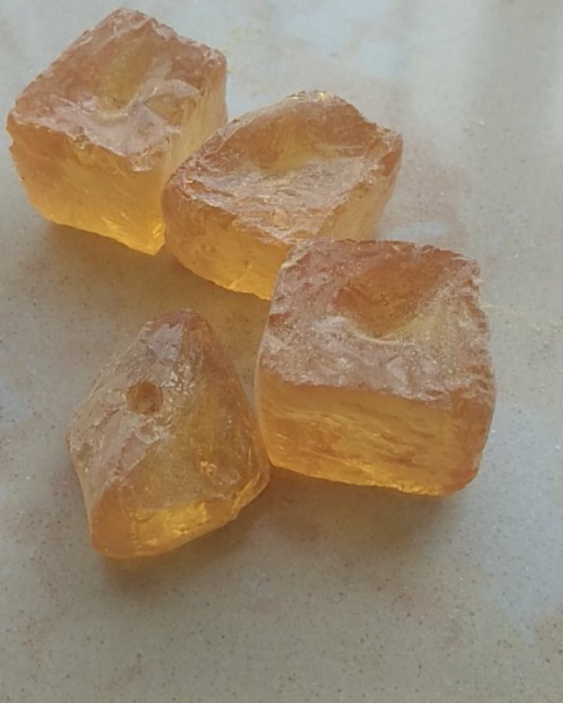 松香甘油脂松香食品级松香树脂，胶粘树脂鸡鸭脱毛树脂
