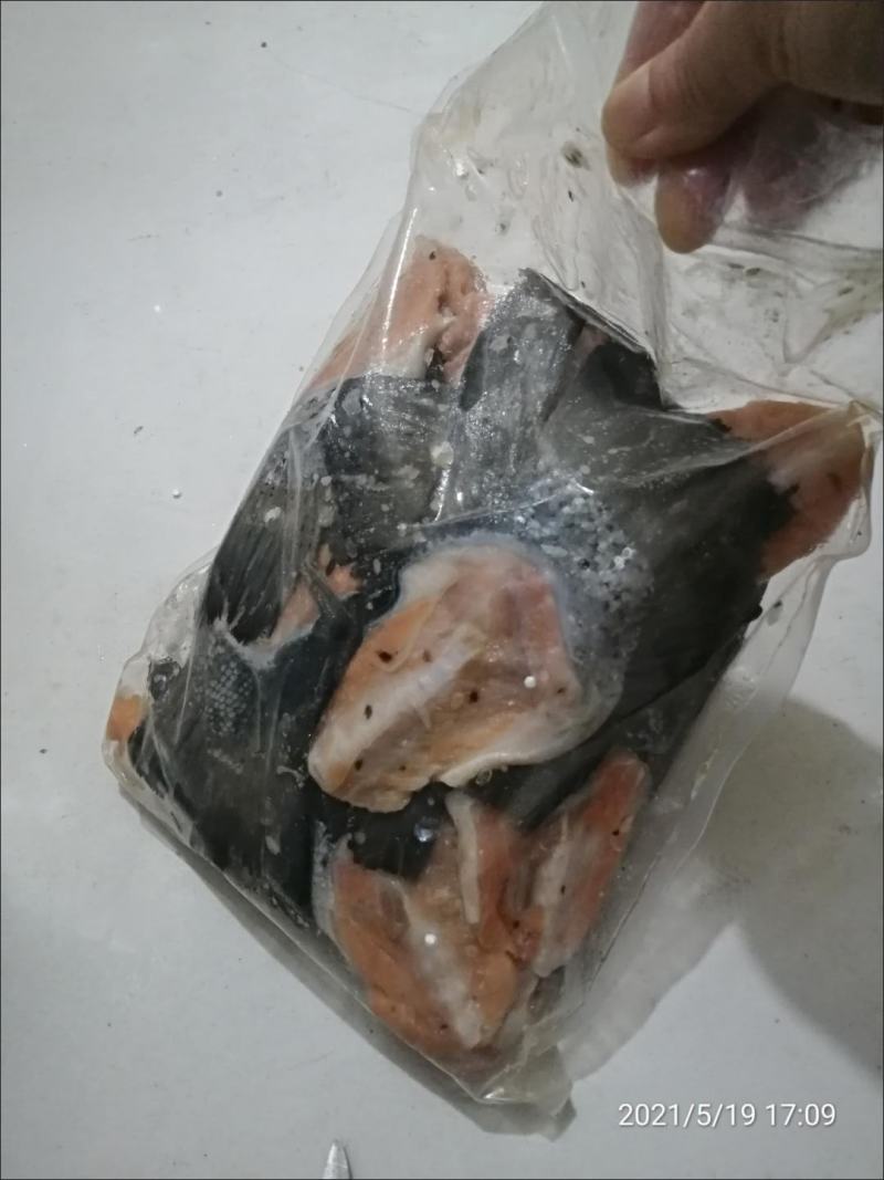 冰鲜速冻三文鱼头三文鱼鱼排三文鱼尾巴4斤装三文鱼边角料