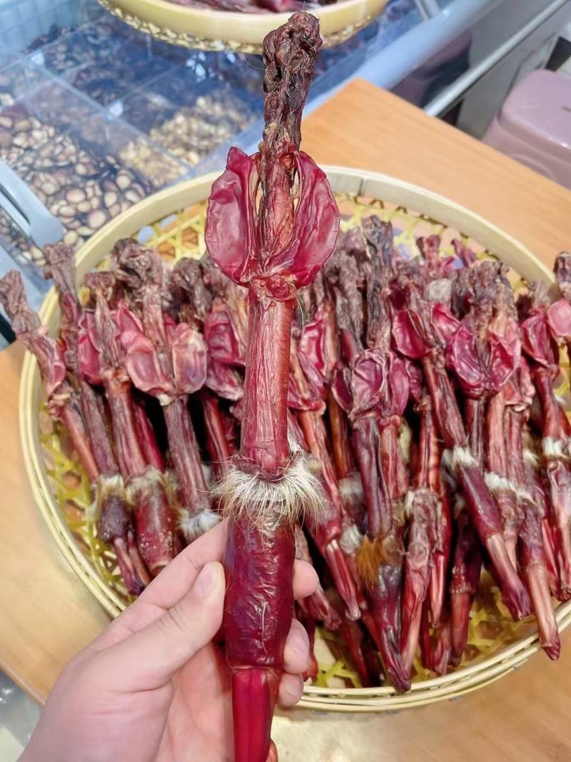 鹿鞭鹿场直发一手货源切片吉林双阳鹿场直发鹿鞭整只干鲜