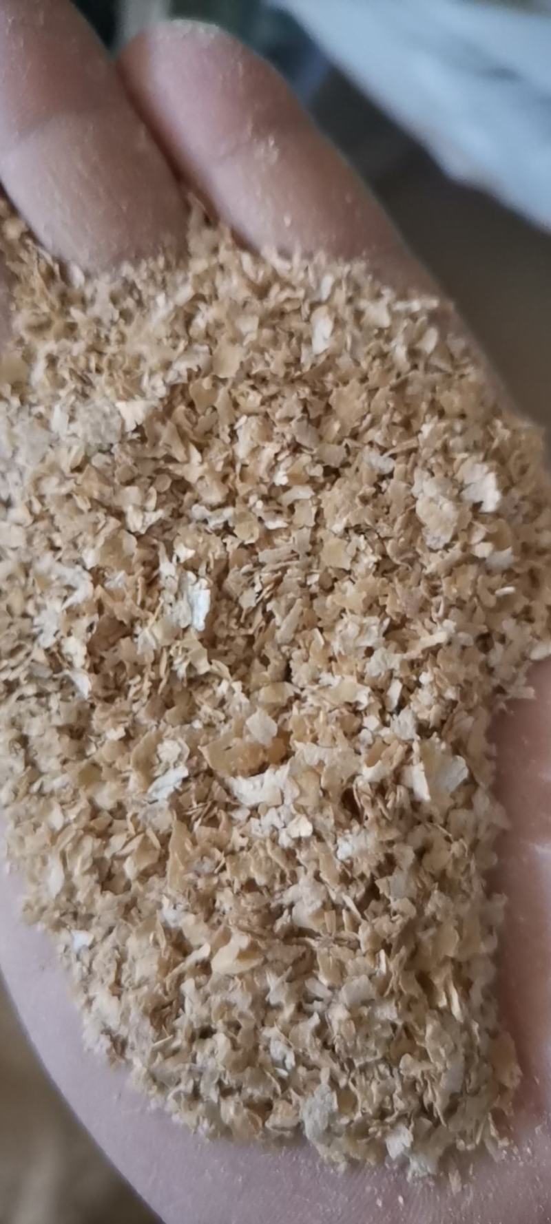 厂家直销大片麸皮，混合麸按客户需求定制各种规格