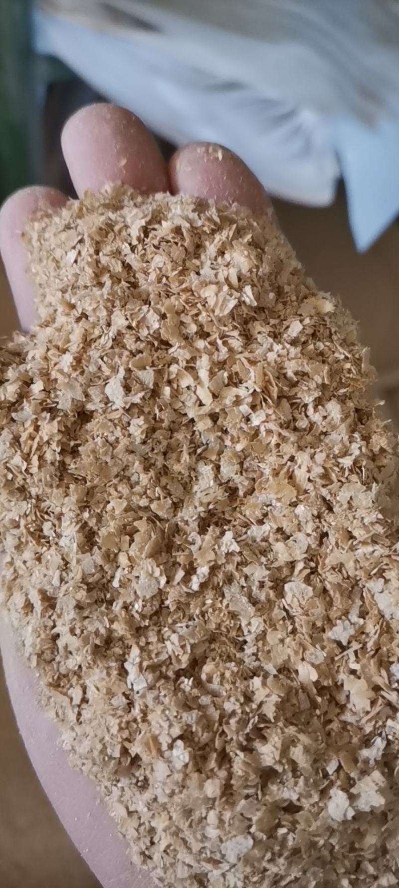 厂家直销大片麸皮，混合麸按客户需求定制各种规格