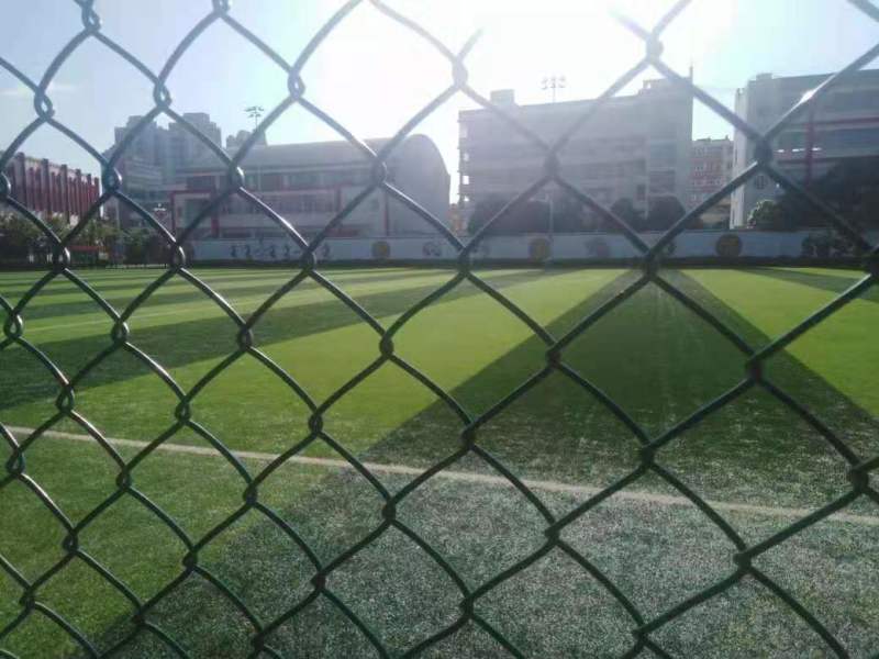 仓库围网球场防护圈地铁丝网工厂学校围栏网勾花网隔离网