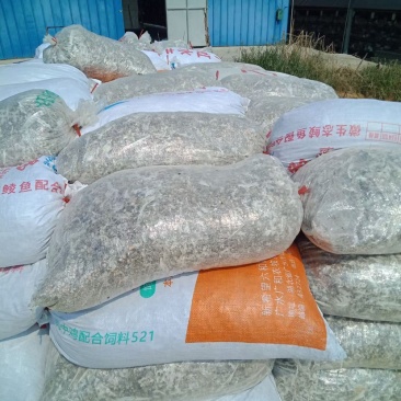 厂家批发直销纯鸽子粪，质量保证纯正有需求的老板可以联系我